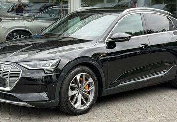 Audi e-tron 33.364 km 31.950 &euro; Dieburg 64807