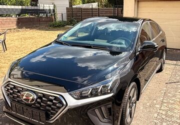 Hyundai IONIQ 66.500 km 19.500 &euro; Frankfurt am Main 60599