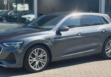 Audi e-tron 38.566 km 34.950 &euro; Dieburg 64807