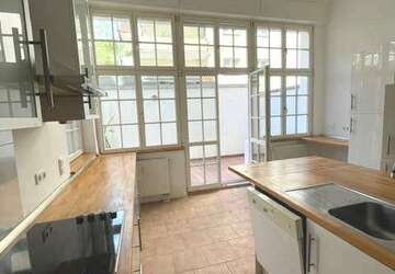 Wohnung Frankfurt Innenstadt 2 - 2 Zimmer, 115 m&sup2;, 2.590&euro; | Angebot:27121263