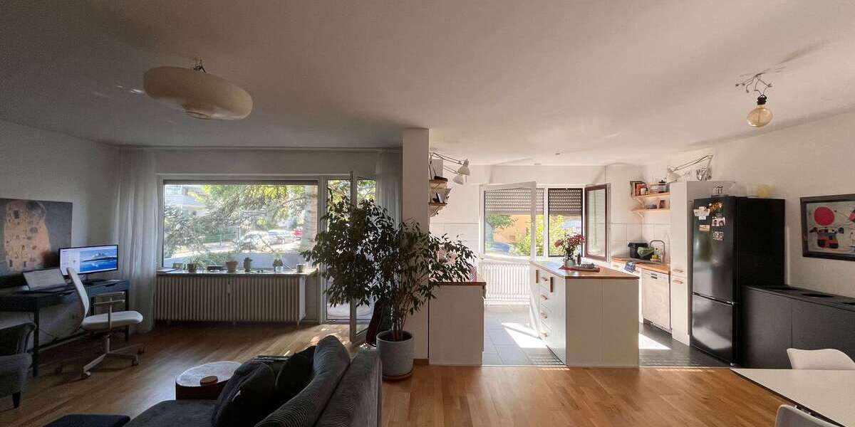Etagenwohnung Offenbach Buchhügel - 2 Zimmer, 84 m&sup2;, 1.200&euro; | Angebot:27370899
