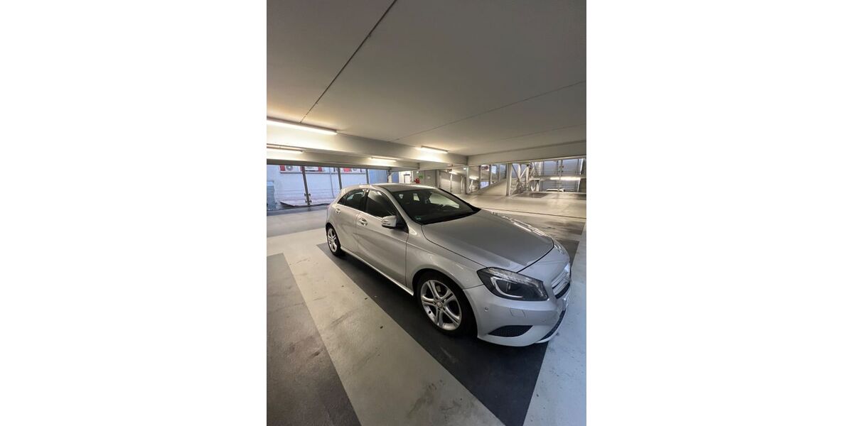 Mercedes-Benz A 180 190.000 km 7.199 &euro; Offenbach 63071