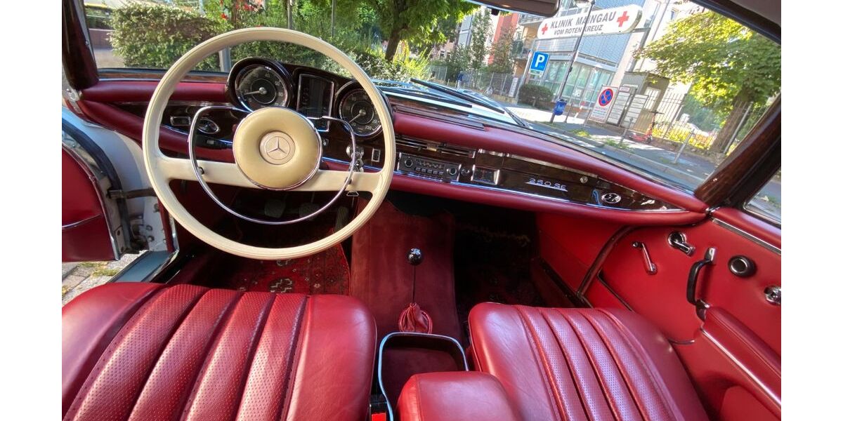 Mercedes-Benz 250 161.000 km 52.000 &euro; Frankfurt 60318