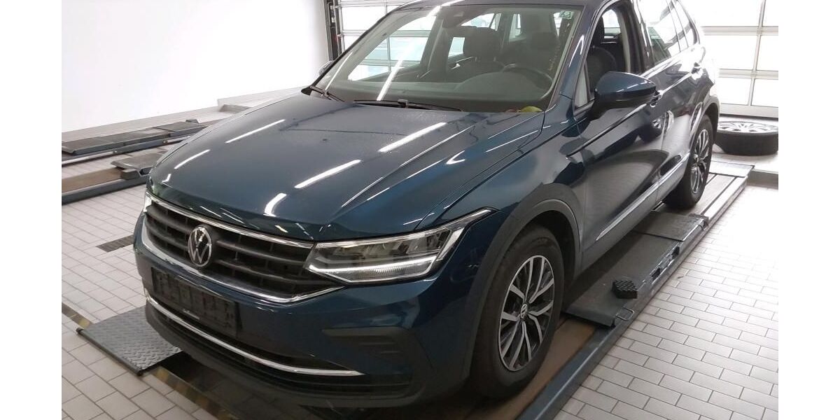 VW Tiguan 92.454 km 22.960 &euro; Darmstadt 64291