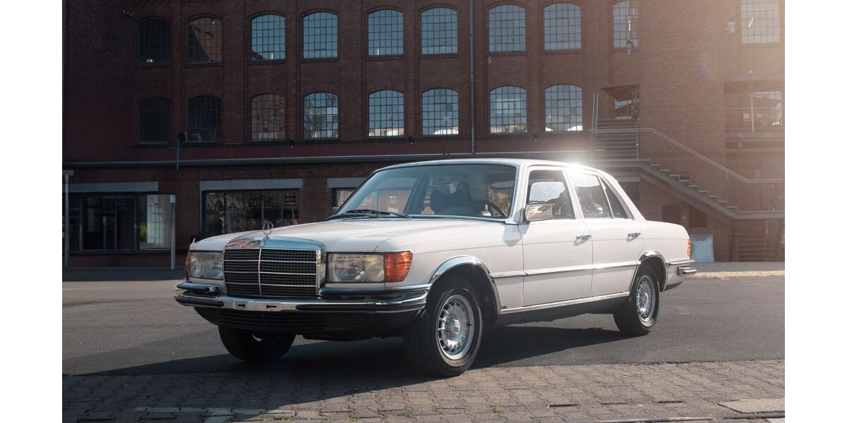Mercedes-Benz S 280 82.000 km 21.900 &euro; Frankfurt 60438