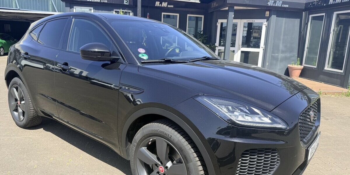 Jaguar E-Pace R-Dynamic S AWD/TOP/AHK/PANO 57.200 km 25.890 &euro; Frankfurt 60386