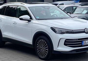 VW Tiguan 29.000 km 42.199 &euro; Darmstadt 64293