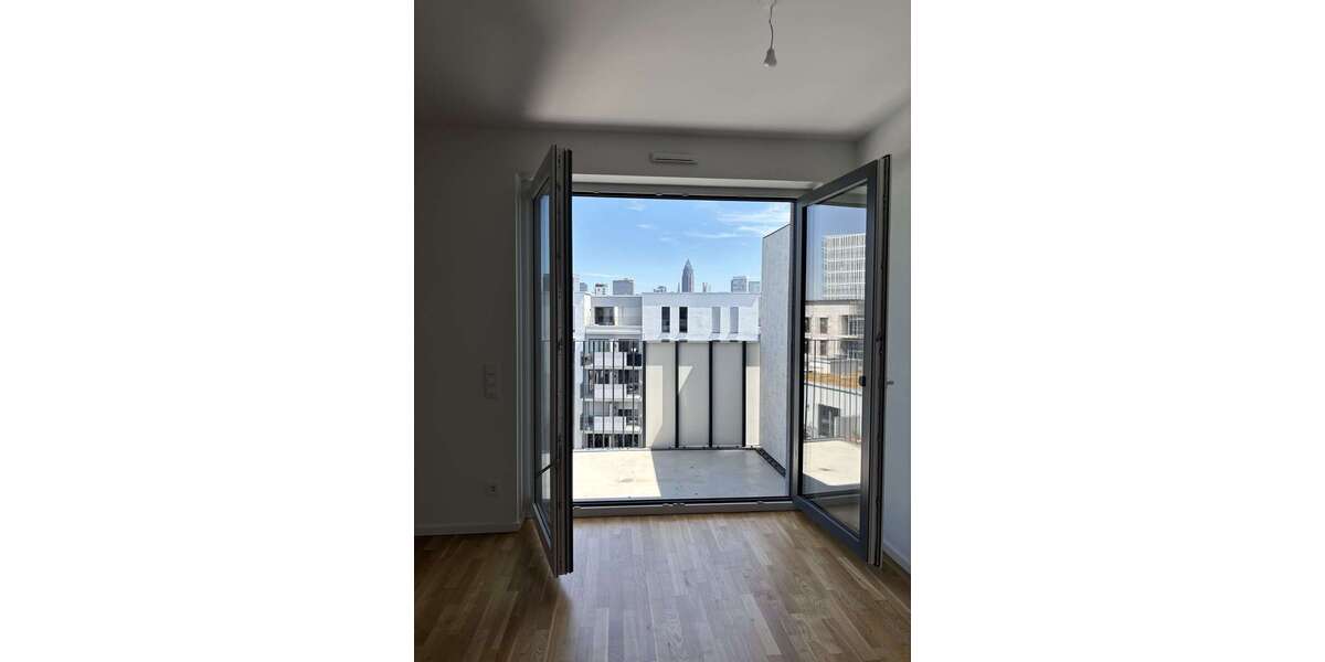 Etagenwohnung Frankfurt am Main Bockenheim - 3 Zimmer, 102 m&sup2;, 2.400&euro; | Angebot:27026005