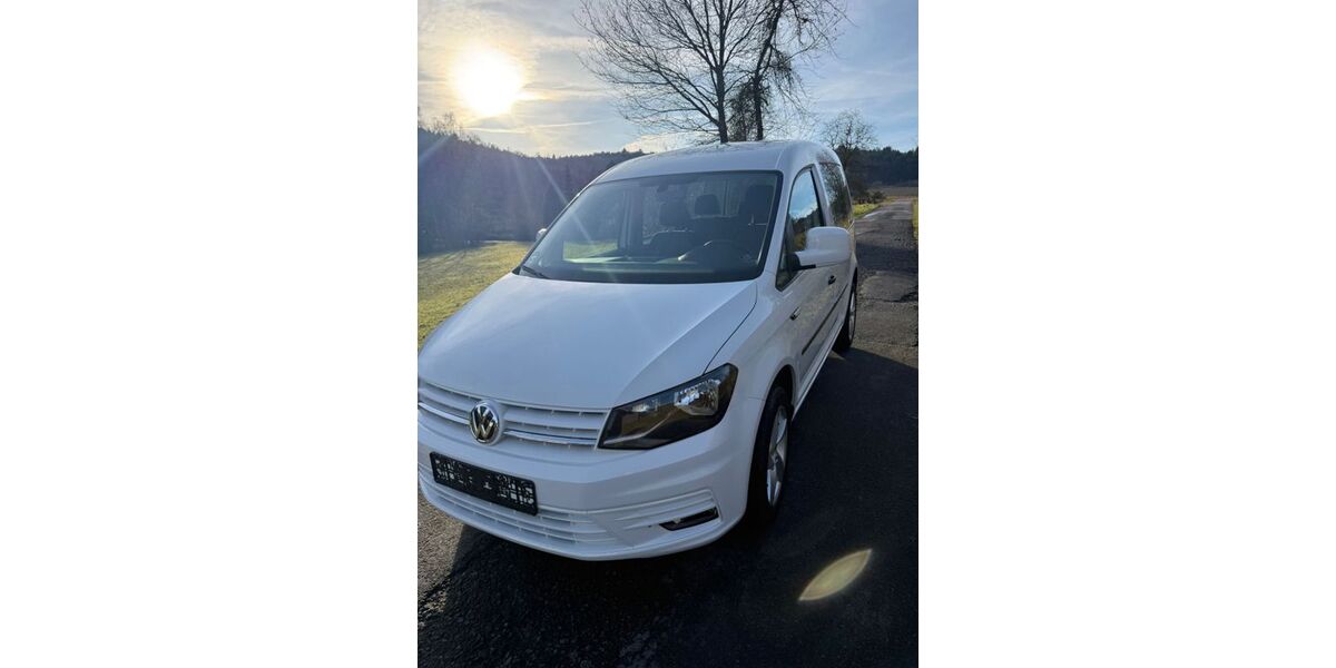 VW Caddy 68.380 km 15.890 &euro; Breuberg 64747