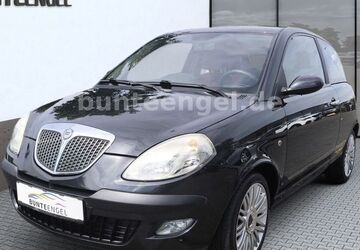 Lancia Ypsilon 51.900 km 3.900 &euro; Flörsheim am Main 65439