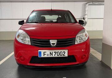 Dacia Sandero 69.000 km 2.990 &euro; Frankfurt 65931