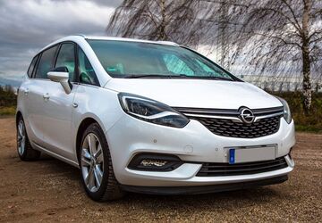 Opel Zafira Tourer 112.000 km 15.100 &euro; Hochheim / Main 65239