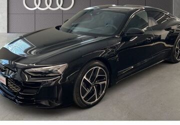 Audi e-tron GT 33.280 km 65.610 &euro; Frankfurt am Main 60314