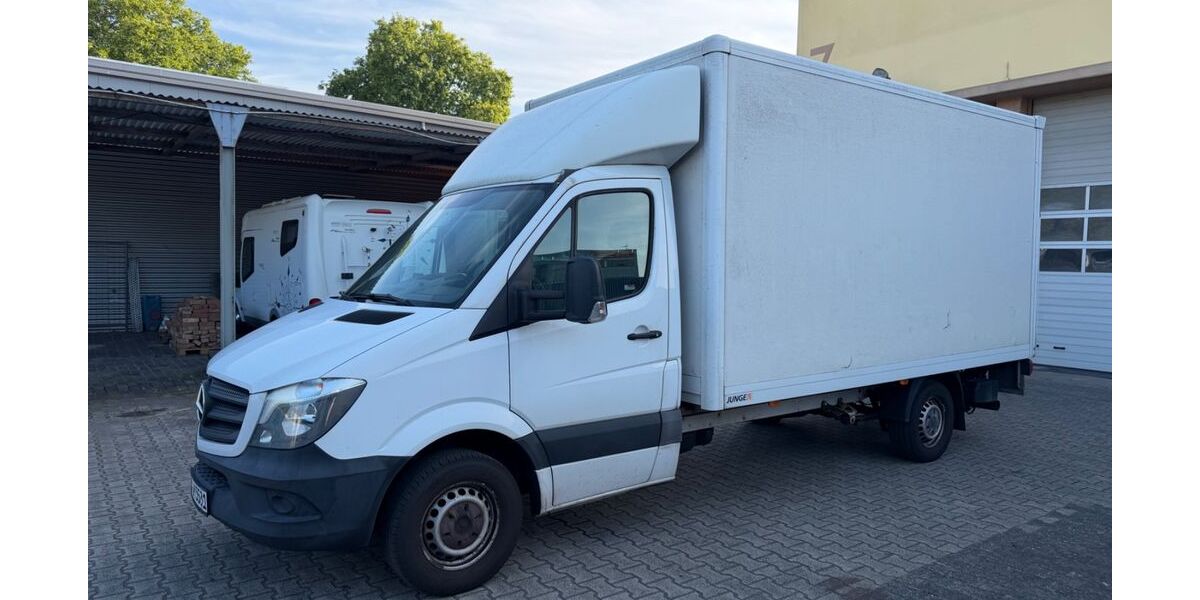 Mercedes-Benz Sprinter 640.000 km 10.990 &euro; Frankfurt am Main 65933