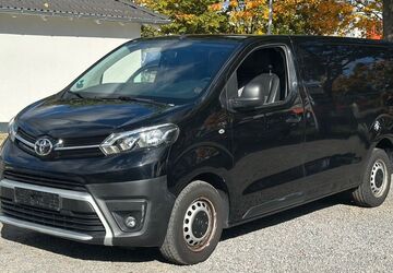 Toyota Proace (Verso) 156.000 km 11.990 &euro; Darmstadt 64293