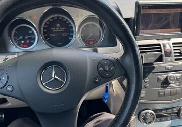 Mercedes-Benz 320 283.900 km 6.500 &euro; Darmstadt 64289