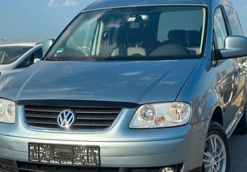 VW Caddy 156.000 km 6.399 &euro; Dietzenbach 63128