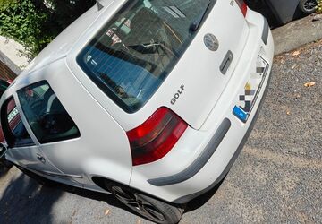 VW Golf 406.911 km 900 &euro; Darmstadt 64289