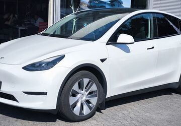 Tesla Model Y 99.000 km 30.450 &euro; Dieburg 64807