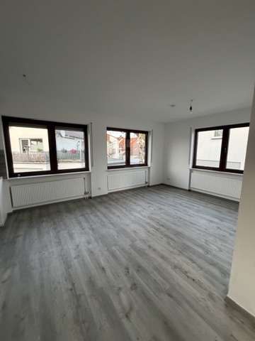 Etagenwohnung Frankfurt am Main Sindlingen - 2 Zimmer, 65 m&sup2;, 1.000&euro; | Angebot:26377727