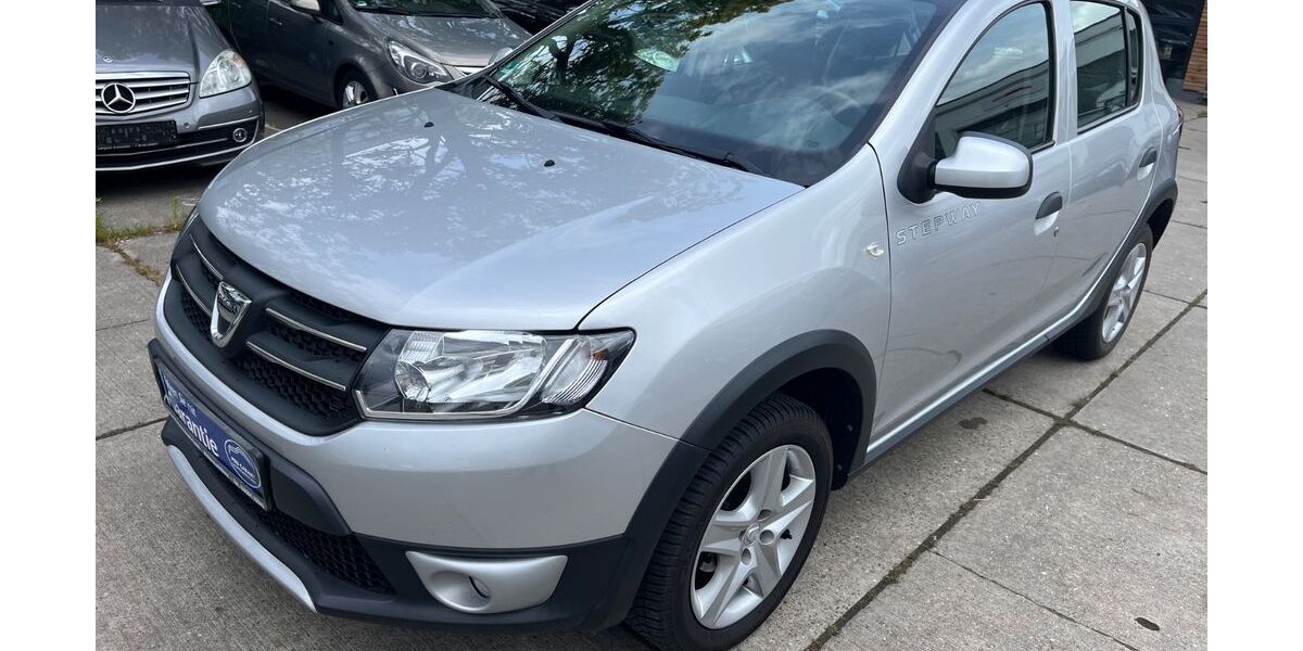 Dacia Sandero 47.000 km 8.190 &euro; Dreieich 63303