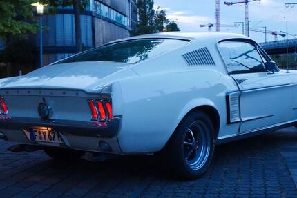 Ford Mustang 55.000 km 49.999 &euro; Frankfurt am Main 60486