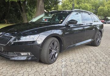 Skoda Superb 103.000 km 14.999 &euro; Darmstadt 64285