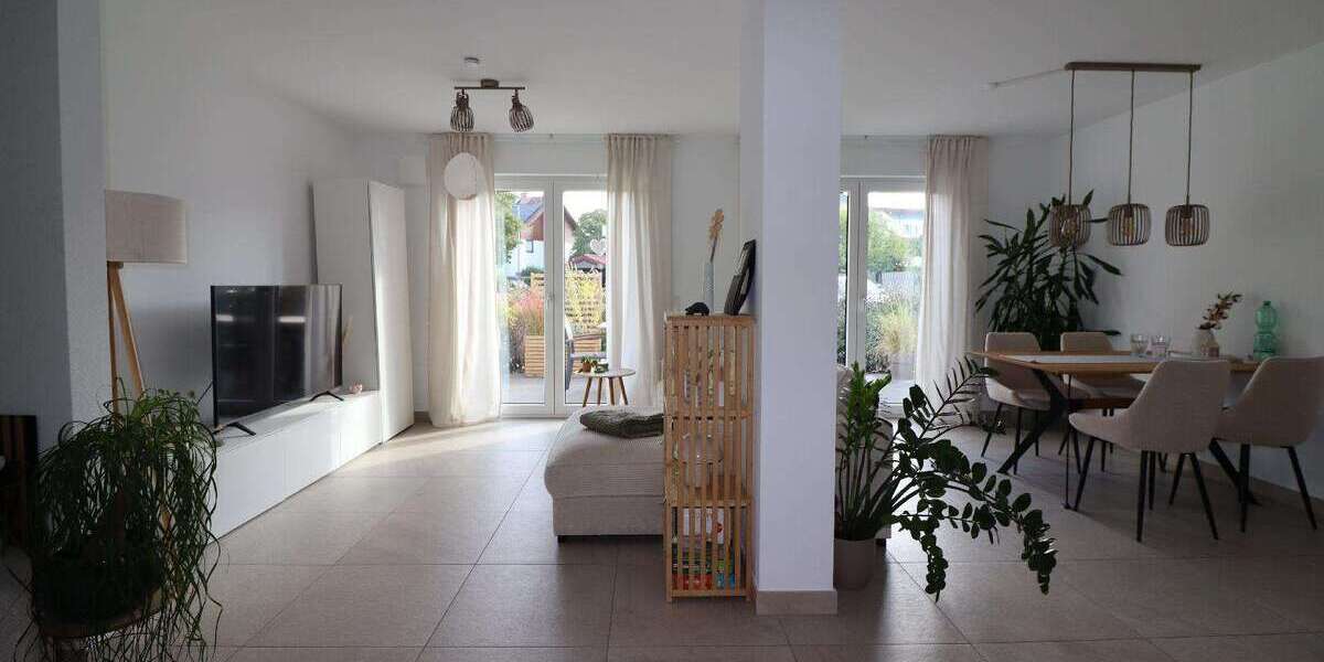 Etagenwohnung Gernsheim - 3 Zimmer, 78 m&sup2;, 1.150&euro; | Angebot:27354425