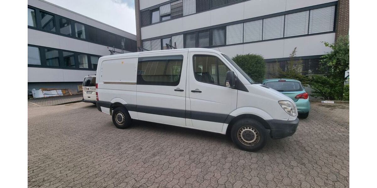 Mercedes-Benz Sprinter 254.000 km 5.500 &euro; Frankfurt (Main) - Riederwald 60386