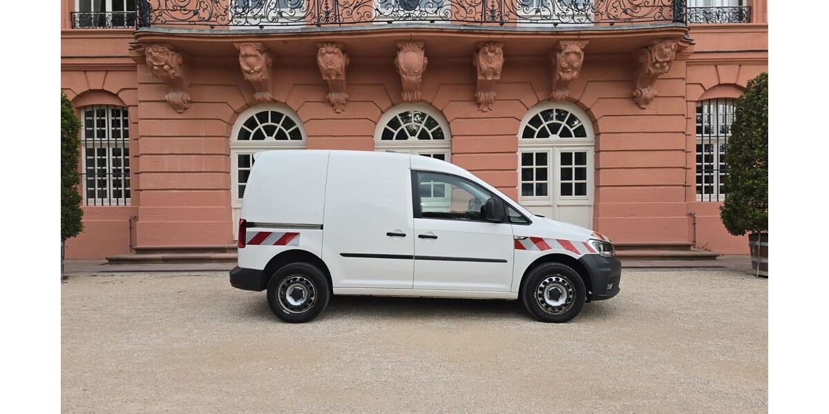 VW Caddy 144.718 km 13.499 &euro; Frankfurt 60322