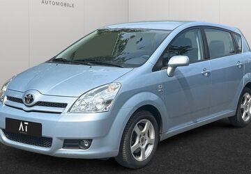 Toyota Corolla Verso 171.395 km 4.490 &euro; Frankfurt am Main 65933