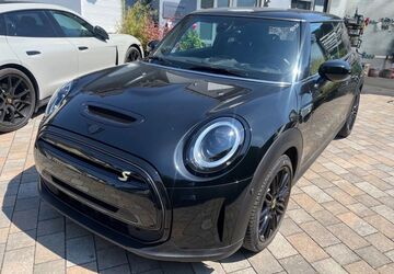 Mini Cooper SE 9.980 km 24.499 &euro; Harxheim/ Mainz 55296