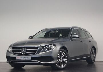 Mercedes-Benz E 220 186.000 km 20.400 &euro; Darmstadt 64293