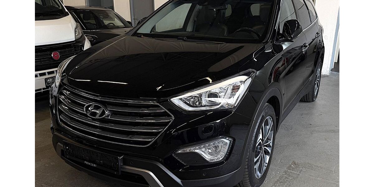 Hyundai Grand Santa Fe 221.263 km 9.999 &euro; Darmstadt 64347