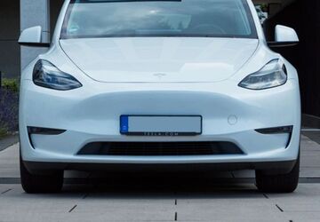 Tesla Model Y 122.421 km 31.500 &euro; Neu-Isenburg 63260
