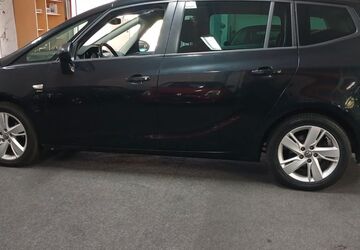 Opel Zafira Tourer 176.000 km 8.990 &euro; Rüsselsheim 65428