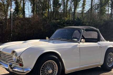 Triumph TR4 10.000 km 26.500 &euro; Darmstadt, Wissenschaftsstadt 64297