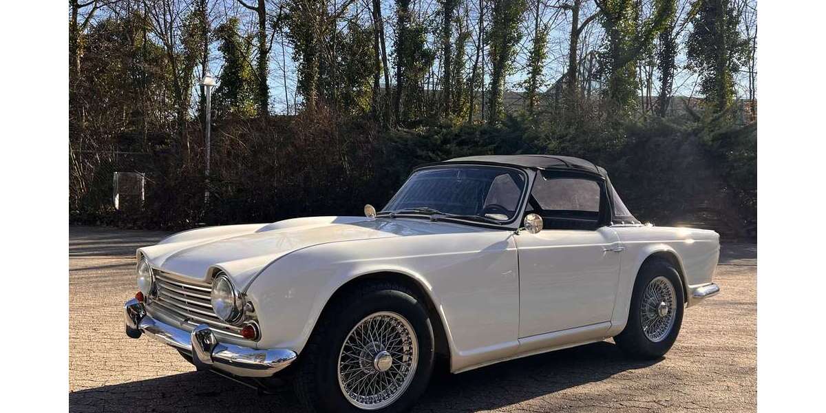 Triumph TR4 10.000 km 26.500 &euro; Darmstadt, Wissenschaftsstadt 64297