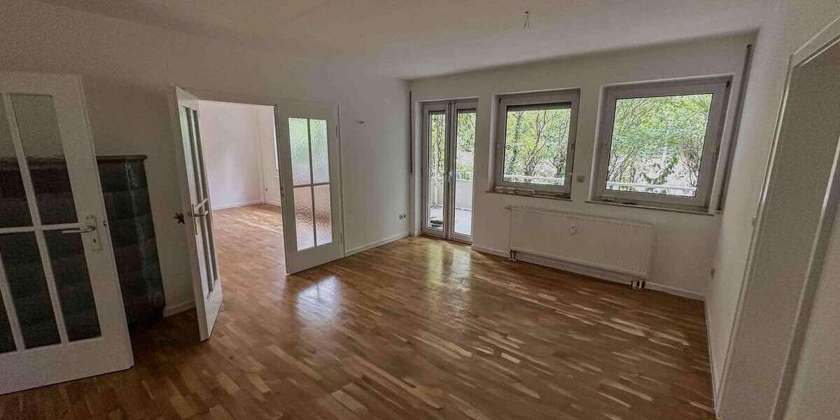 Etagenwohnung Darmstadt Bessungen - 4 Zimmer, 119 m&sup2;, 1.900&euro; | Angebot:27363859