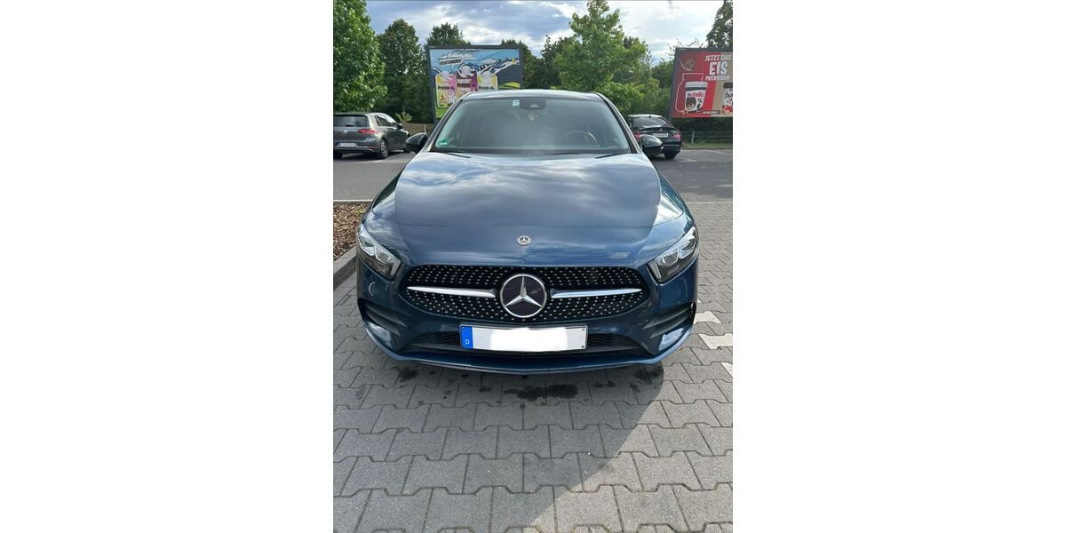 Mercedes-Benz A 180 89.000 km 18.800 &euro; Frankfurt am Main 60320