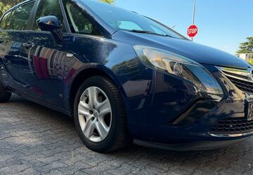 Opel Zafira Tourer 83.000 km 7.500 &euro; NEU ISENBURG 63263