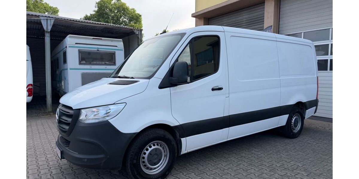 Mercedes-Benz Sprinter 95.000 km 18.990 &euro; Frankfurt am Main 65933