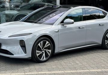 Nio ET5 20.000 km 31.950 &euro; Dieburg 64807